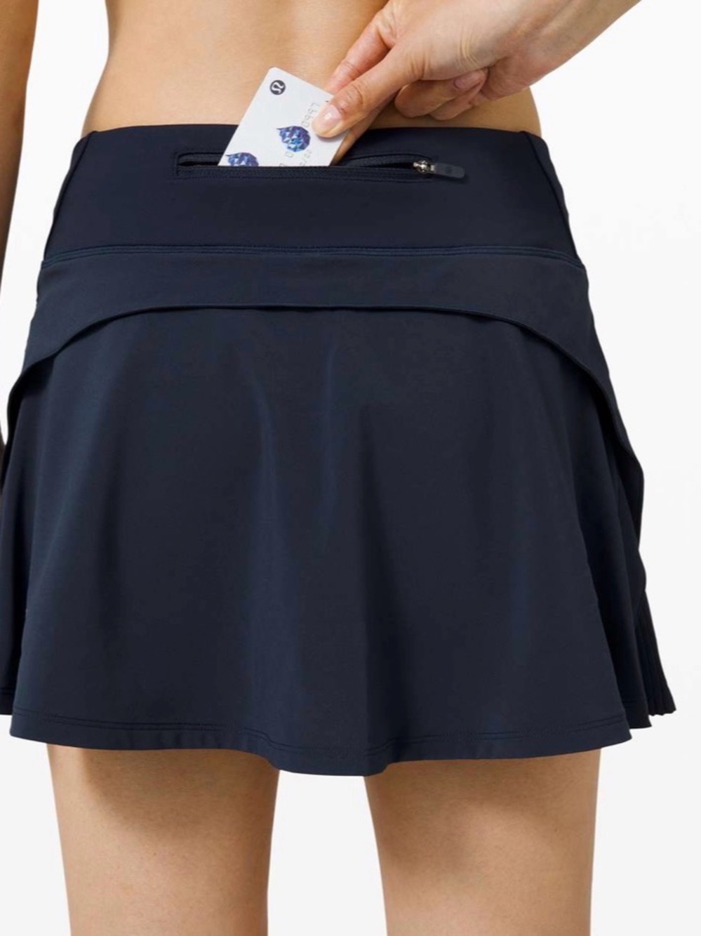 Lululemon play off the pleats skirt size 2 true navy